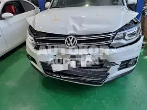 2015, Volkswagen / Tiguan, VIN: WVGZZZ5NZFW606280, 214038 км., diesel