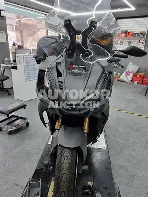 2023, Audi / 50, 5000 км., gas, 330 куб.см.
