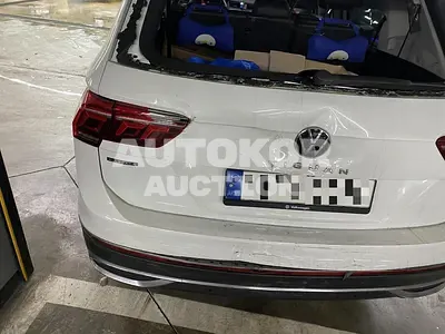 2023, Volkswagen / Tiguan Allspace, 77646 км., gas