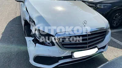 2018, Mercedes-Benz / E 300, VIN: WDDZF4KB6JA353534, 70741 км., gas