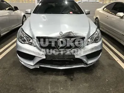 2016, Mercedes-Benz / E 200, VIN: WDDKK3EF5GF329713, gas