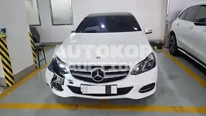 2015, Mercedes-Benz / E 300, VIN: WDDHF8BB6FB138529, 128998 км., gas