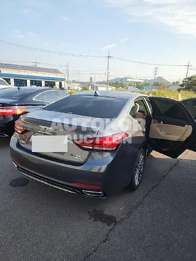 2018, Genesis / G80, 30000 км., gas, 3300 куб.см.