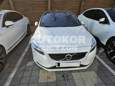2018, Volvo / V40, 54642 км., diesel