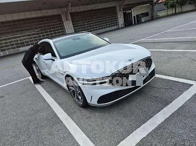2022, Genesis / G90, gas