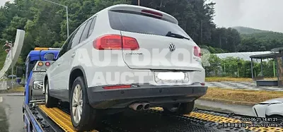 2015, Volkswagen / Tiguan, VIN: WVGZZZ5NZFW511111, 183564 км., diesel