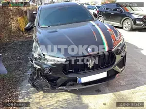 2020, Maserati / Levante, VIN: ZN661ZUG6LX352674, gas