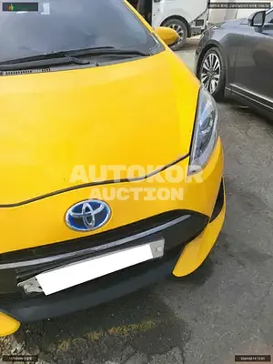 2018, Toyota / Prius C, VIN: JTDKDTB30K1620589, 95778 км., hybrid