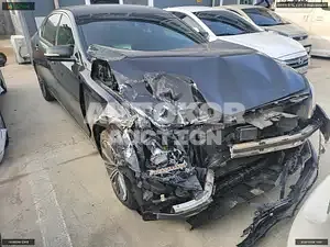 2018, Genesis / G80, VIN: KMHGL41DDJU267715, gas