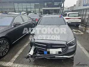 2022, Mercedes-Benz / E 250, 27114 км., gas