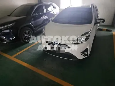 2020, Toyota / Prius C, VIN: JTDKDTB33L1634133, 2415 км., hybrid, 1445 куб.см.