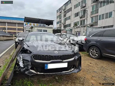 2018, Kia / Stinger, VIN: KNAE751CDKS048890, 82048 км., gas, 3342 куб.см.