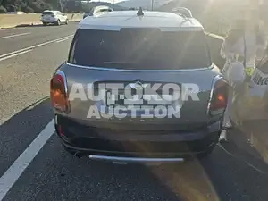 2017, MINI / Countryman, VIN: WMWYU1105H3D17231, 60000 км., diesel, 1995 куб.см.