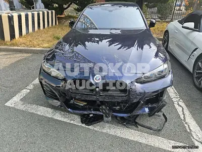 2022, BMW / i4, 86630 км., electric