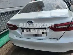 2021, Toyota / Camry, 67000 км., hybrid