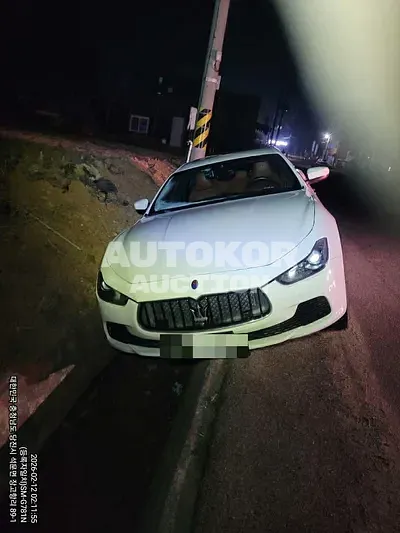 2016, Maserati / Ghibli, 218123 км., gas