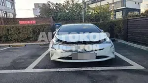 2018, Toyota / Prius, 88820 км., hybrid, 1798 куб.см.