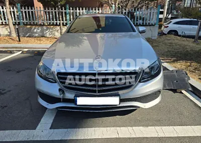 2017, Mercedes-Benz / e220, 263046 км., diesel