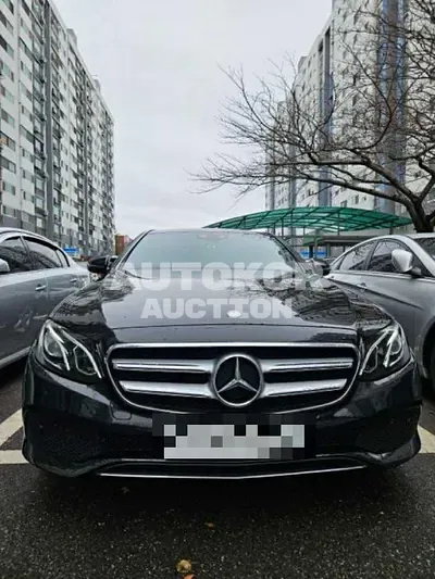 2017, Mercedes-Benz / E 200, 123570 км., gas