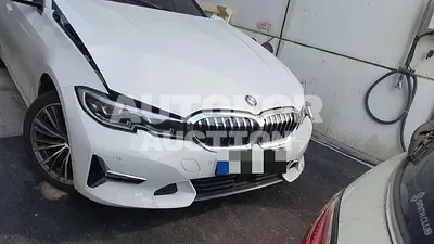2021, BMW / 320, 22809 км., gas