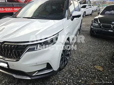 2023, Kia / Carnival, VIN: KNANE813BPS210345, 25592 км., gas