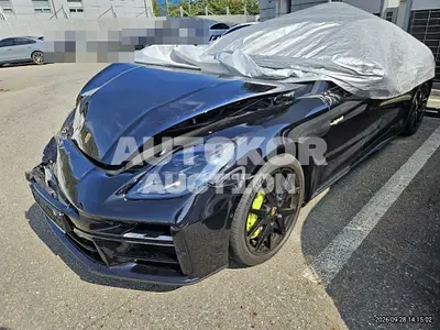 2025, Porsche / Panamera, 18592 км., hybrid
