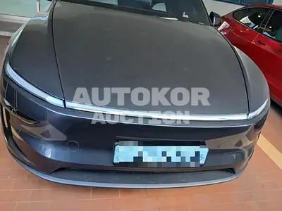 2026, Tesla / Model Y, 498 км., electric, 180 куб.см.
