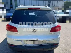 2015, Volkswagen / Tiguan, VIN: WVGZZZ5NZFW537392, 75397 км., diesel
