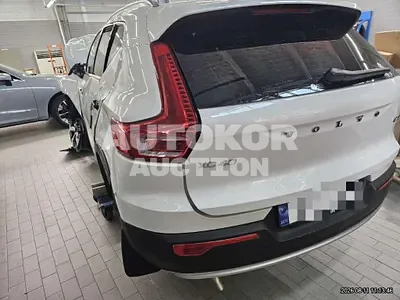2026, Volvo / XC40, hybrid