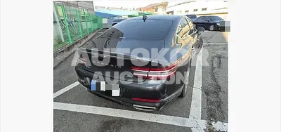 2023, Genesis / G80, 30000 км., gas, 2500 куб.см.