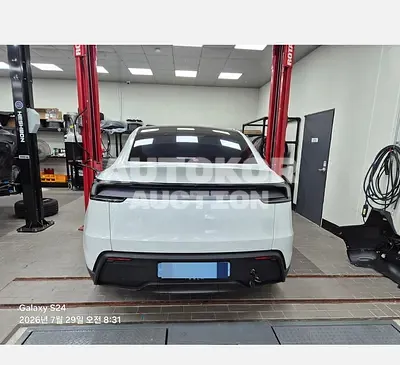 2026, Tesla / Model Y, electric