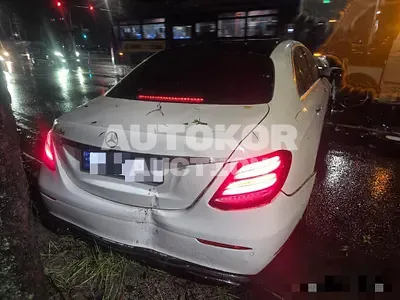 2018, Mercedes-Benz / E 220, 169278 км., diesel