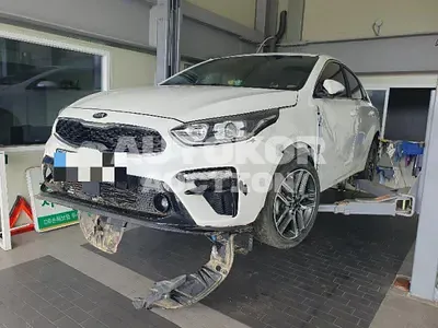 2021, BMW / Z1, gas, 1596 куб.см.