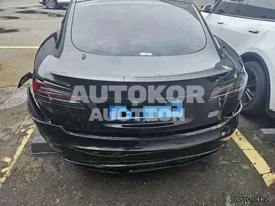 2023, Tesla / Model S, electric