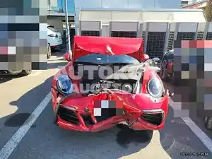 2018, Porsche / 911, VIN: WP0BB299XJS134102, 24857 км., gas