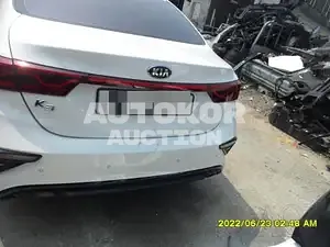 2018, BMW / Z1, VIN: KNAF541BEKA002364, 55000 км., gas, 1598 куб.см.