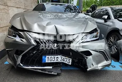 2023, Lexus / ES 300, VIN: JTHBA1C16P2015101, hybrid