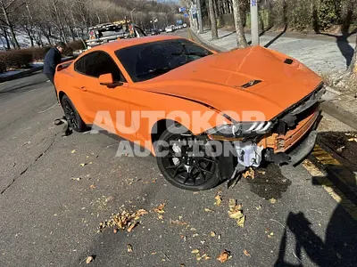 2020, Ford / Mustang, VIN: 1FA6P8TH4L5141205, 21201 км., gas