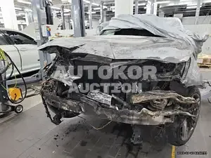 2018, BMW / 330, 71397 км., hybrid