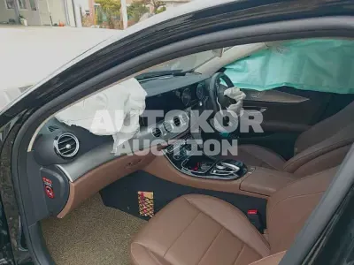 2019, Mercedes-Benz / E 300, VIN: WDDZF4JBXKA688816, 47473 км., gas