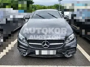 2017, Mercedes-Benz / E 300, 62000 км., gas
