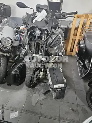 2023, BMW / 125, 5000 км., gas