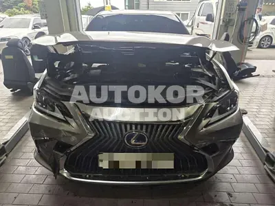 2019, Lexus / ES 300, 54196 км., hybrid