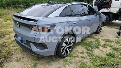 2025, Volkswagen / id.5, 12990 км., electric