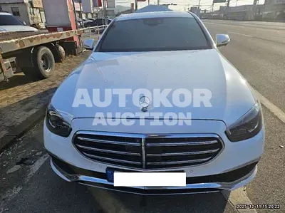2021, Mercedes-Benz / e300, VIN: W1KZF5EB0MA949180, 80906 км., hybrid