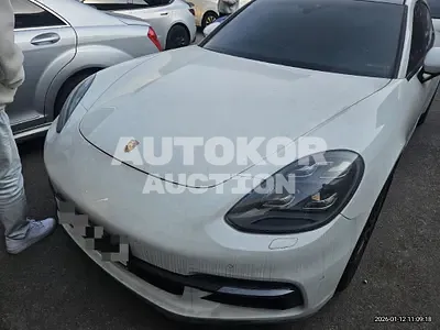 2020, Porsche / Panamera, 45000 км., gas