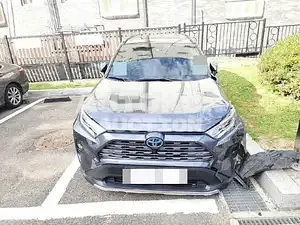 2020, Toyota / RAV4, VIN: JTMDWRFV0MD090563, 26735 км., hybrid, 2487 куб.см.