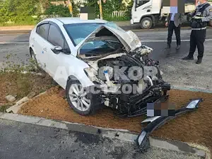 2016, BMW / Z1, VIN: KNAFK412BGA947263, 120000 км., gas
