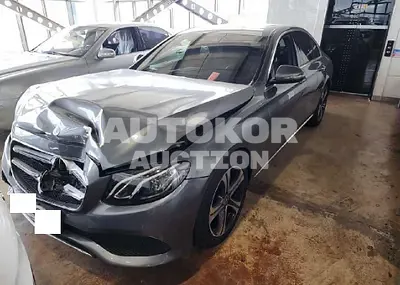 2017, Mercedes-Benz / E 200, VIN: WDDZF4CB8HA120828, 61982 км., gas