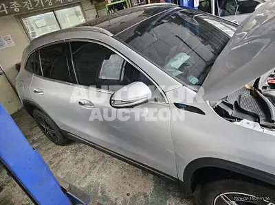 2022, Mercedes-Benz / eqa250, VIN: W1N9N0BBXNJ024744, 69060 км., electric